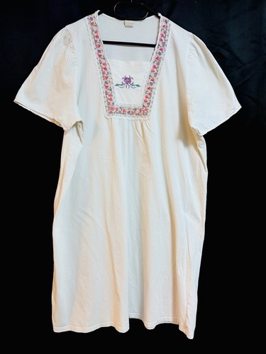 Altes nachthemd nachtkleid - altes,