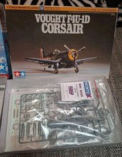 Tamiya 60752 Vought F4U-1D