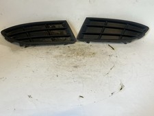 Skoda Fabia 5J Lüftungsgitter Verkleidung  Stoßstange Vorne Rechts und Links