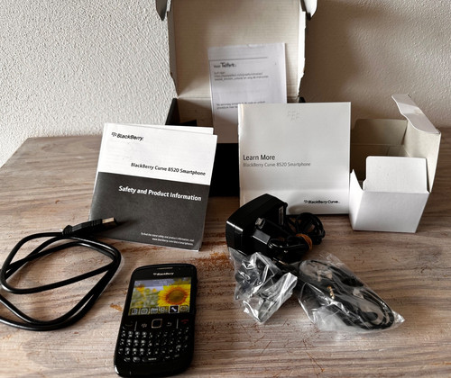 Blackberry curve 8520 - blackberry,