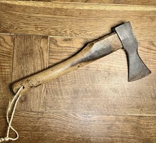 Zimmermannsbeil mit