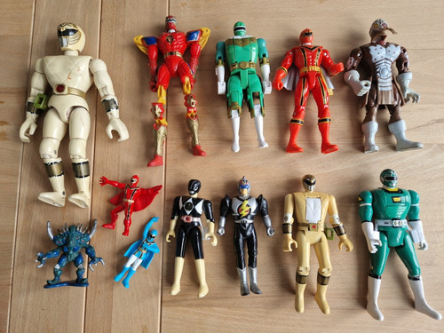 Mighty morphin power rangers - mighty,