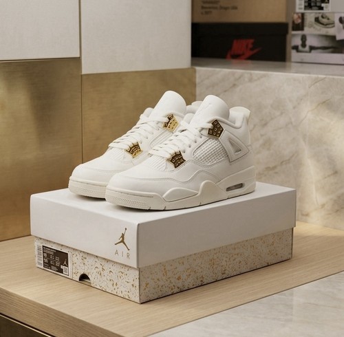 Air jordan retro - 4,