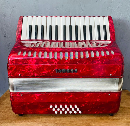 Yamaha akkordeon rot - ya-18, 30