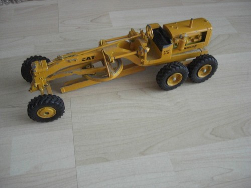 Alter caterpillar - caterpillar,