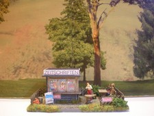 H0 Diorama HO 1:87 Kiosk am Rande der Stadt Haus Bude Imbiss patiniert
