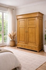 Antiker Schrank Kleiderschrank