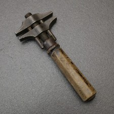 ?alter Rollgabelschlüssel Franzose Engländer Werkzeug Holz Griff ?