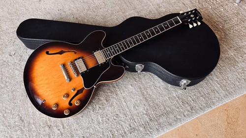 1990 vintage orville gibson - by,