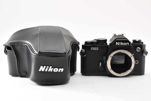 Late near mint case nikon - [near, w/case]