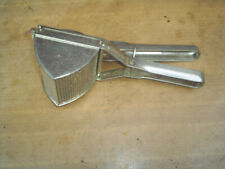 DDR Kartoffelquetsche Kartoffelpresse Kloßpresse