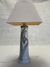 Lampe mit Blumenmotiv von