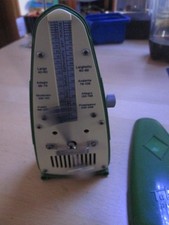 Metronom Wittner Taktell Piccolo Grün Vintage Kunststoff Retro Germany sehr gut