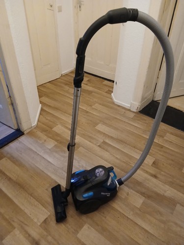Rowenta compact power cyclonic - power,