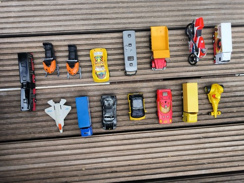 Spielzeug autos fahrzeuge - autos,,