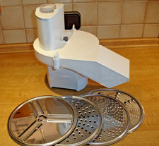 BOSCH UNIVERSAL SCHNITZELWERK