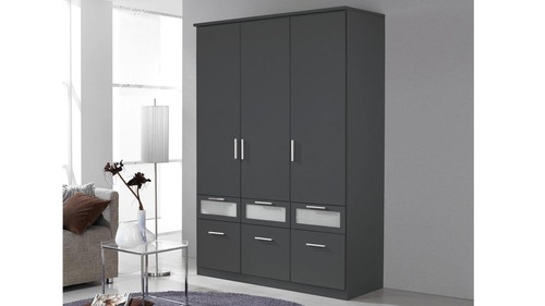 Drehtürenschrank