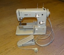 Nähmaschine Pfaff 362 mit
