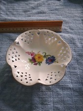 Kleine Durchbruchschale