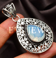 Milchiger Opal Edelstein 925