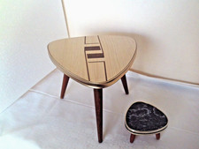 Blumenhocker Nierentisch