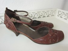 Varese  Pumps braun mocca Blüten Leder Ziernähte Gr.37  37,5  Top made in Italy 