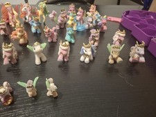 Filly Figururen Filly Pferde mit Koffer Dino Figuren 39stk 