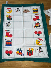 Weihnachtstischdecke von Paint tex made in Italy mit Flecken