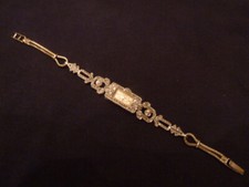 Antike Damen Armbanduhr Art Deco mit Diamanten in Platin 