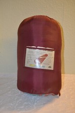 Großer Schlafsack in Rot inkl. passender Hülle