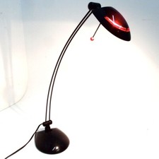 Tischlampe Rabbit Tanaka Schreibtischlampe Halogen Memphis Style schwarz rot