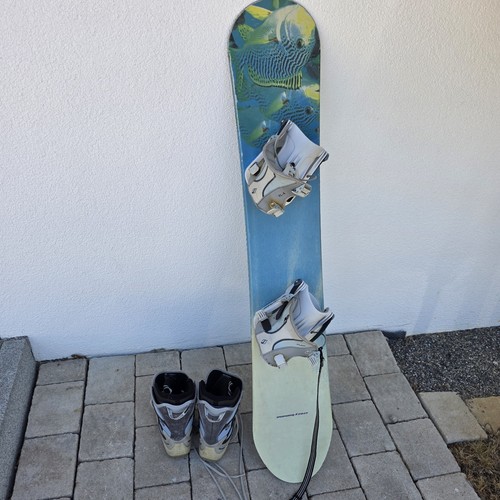 Snowboard mit bindung flow - bindung,