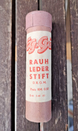 Altes schuhpflegemittel - altes,