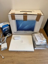 Apple iBook G4 Vintage Retro