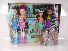 Barbie Monster High Collector