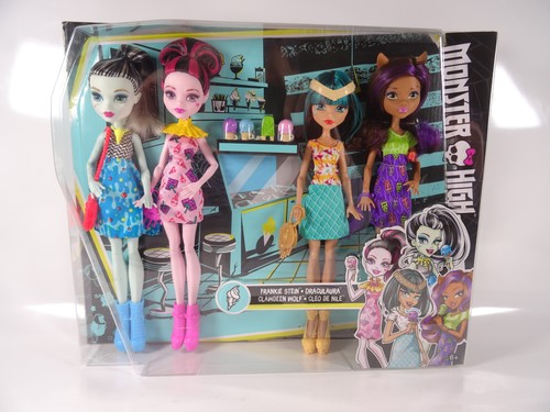 Barbie monster high - barbie, collector