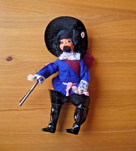 Ddr künstlerfigur musketier - ddr,