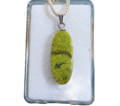 Grüner opal cabochon - opal,