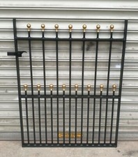 Maßgeschneidert verziert