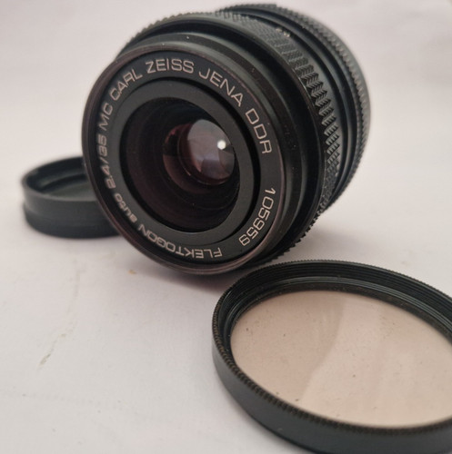 Lens carl zeiss - lens,