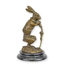 schöne Bronzefigur Wandernder