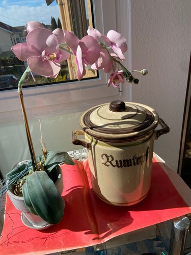 Vintage rumtopf mit deckel - vintage,