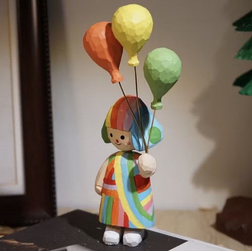 Handgeschnitzte holzfigur - handgeschnitzte,