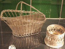 2x antiker Wein Flaschen