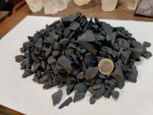 1kg schungit 5cm chips - 1kg,