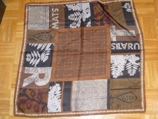 Seidenhalstuch m.  geometrischem Muster v. Esprit  , ca.  83 x 80 cm.