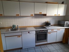 Küche inkl.Bosch Spülmaschine , Siemens Ofen und Siemens- Ceranfeld Ab 01/2026