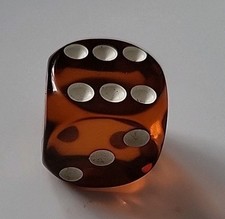 DDR Würfel 2 cm  Catalin/Harz