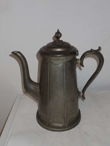 Schöne antike kaffeekanne aus - schöne,