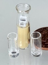 Puppenhaus Pernod & Soda